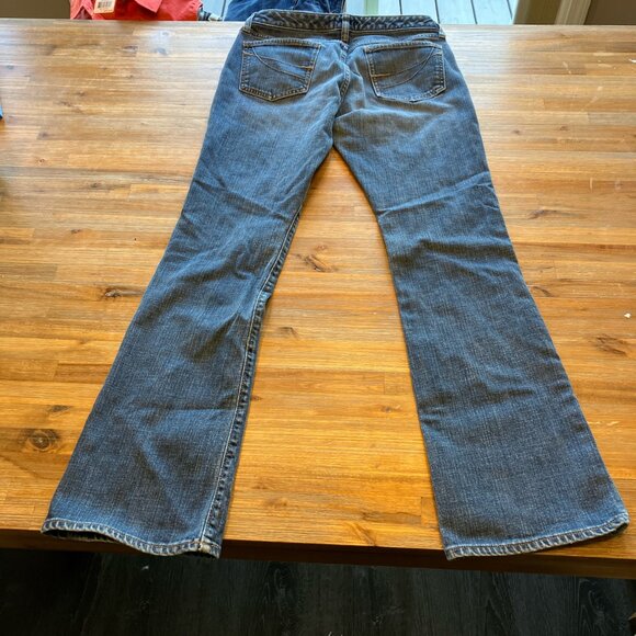 GAP Curvy Flare classic 5 pocket denim medium wash lowrise‎ size 6R - Picture 3 of 5